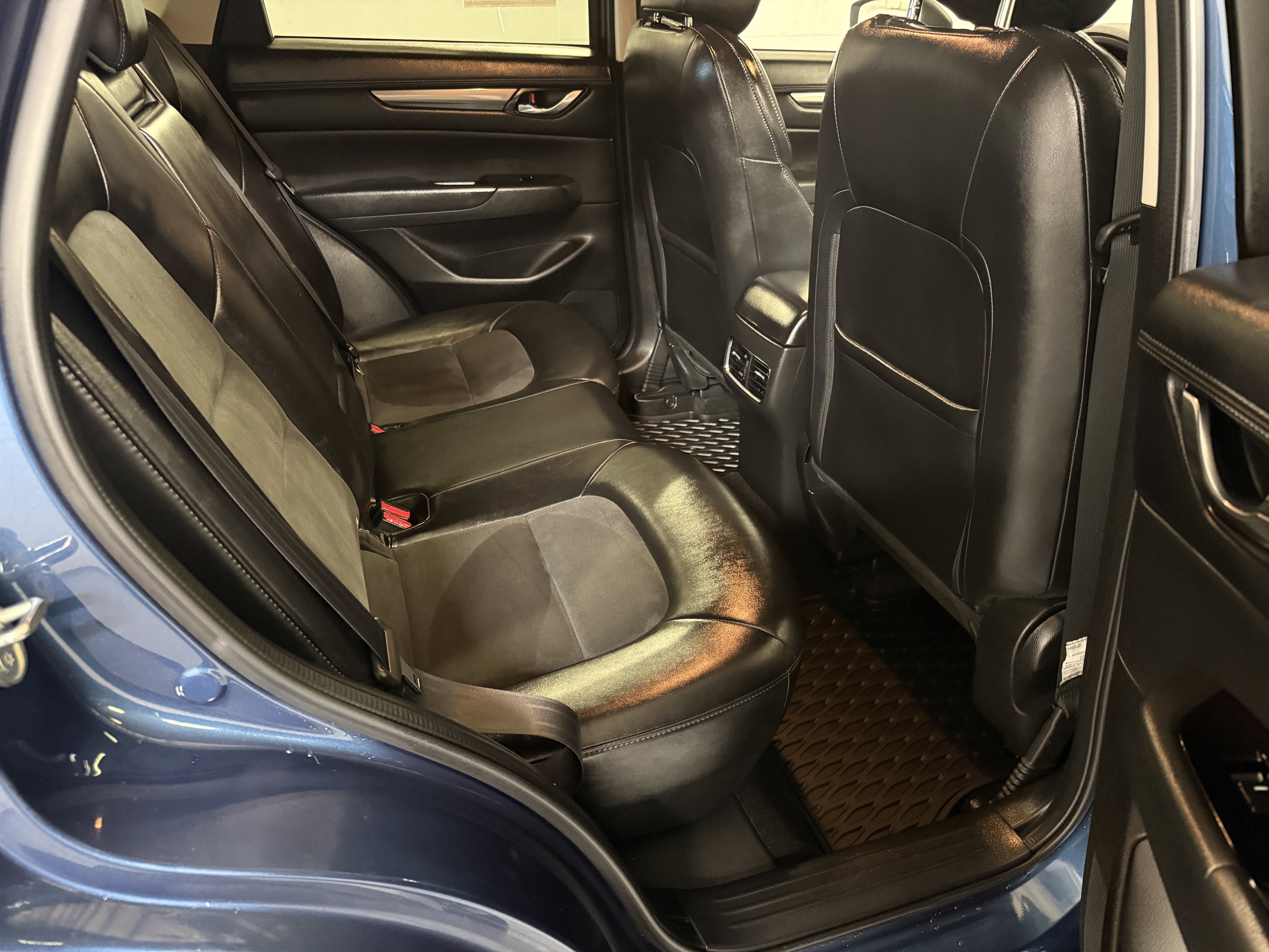Used 2018 Eternal Blue Mica Mazda Touring image 21