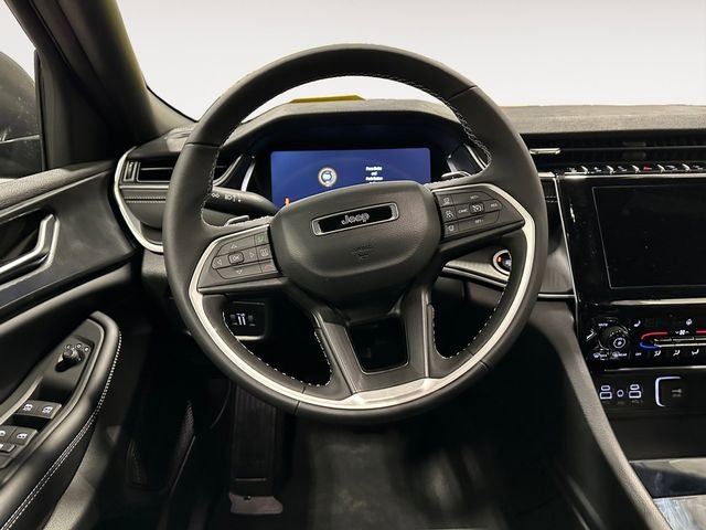 2025 Jeep Grand Cherokee Laredo - Photo 12