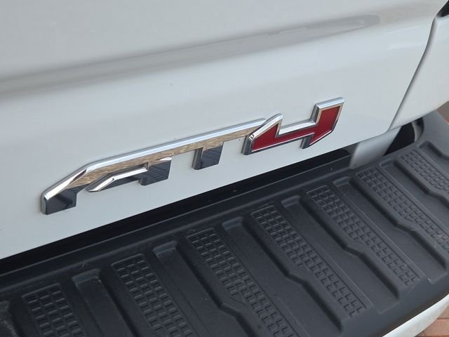 Used 2024 Summit White GMC AT4 image 5