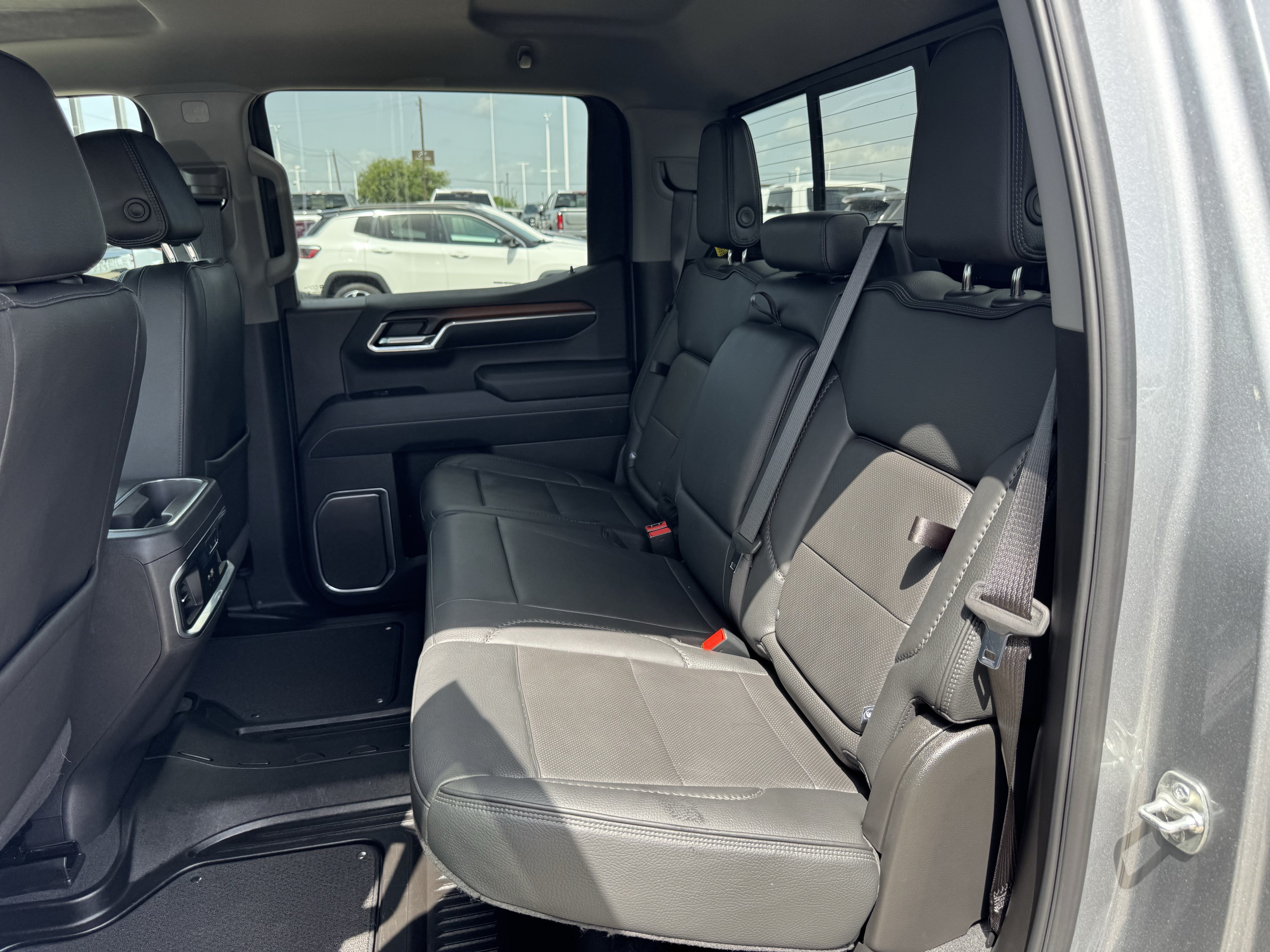 Used 2025 Sterling Metallic GMC Denali image 24