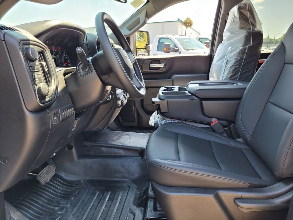 2025 Chevrolet Silverado 3500 HD Work Truck - Photo 13