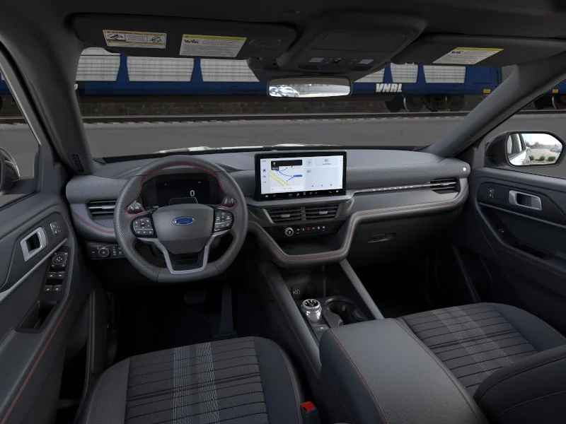 New 2026 Agate Black Metallic Ford ST-Line image 9