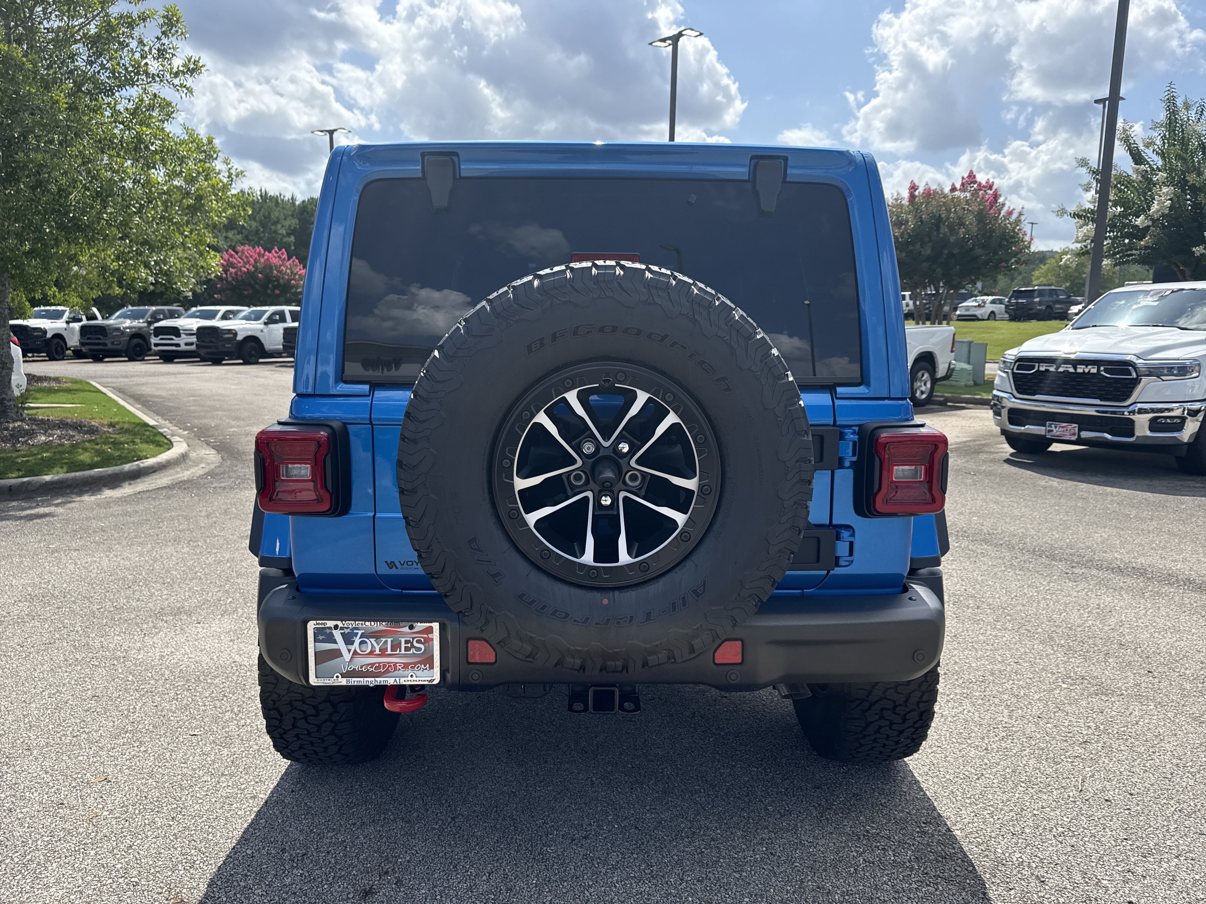 New 2026 Hydro Blue Pearlcoat Jeep Rubicon X image 6