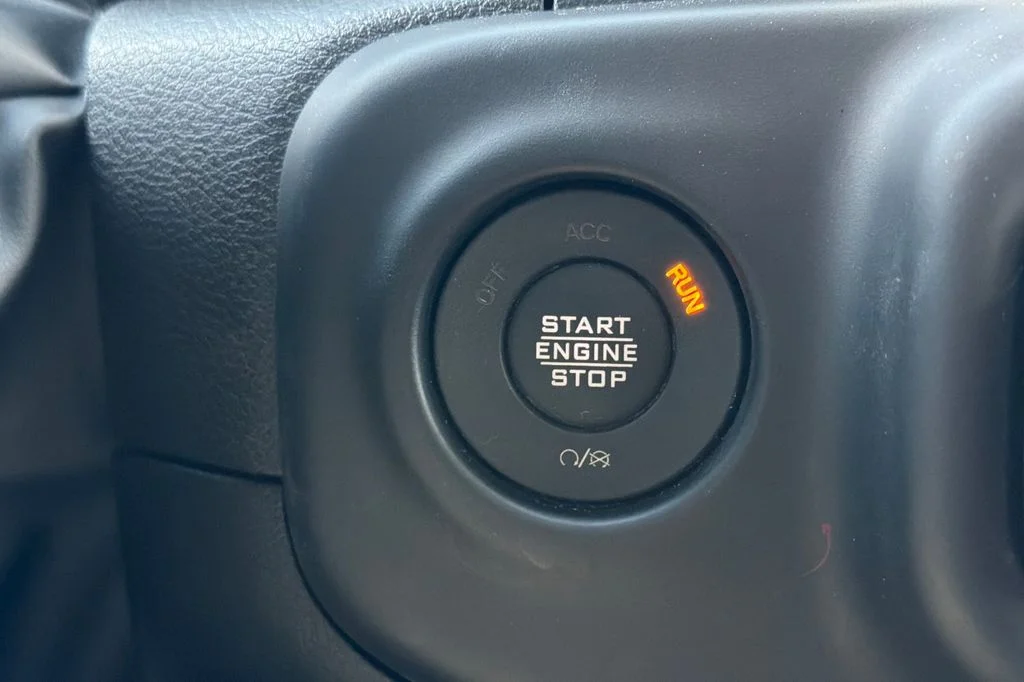 Used 2023 Silver Jeep Rubicon 4xe image 24