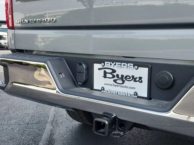 New 2026 Sterling Gray Metallic Chevrolet LT (2FL) image 18