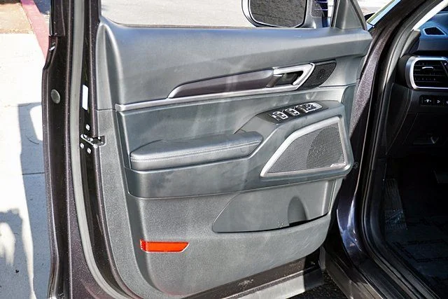 Used 2025 Gray Kia S image 22