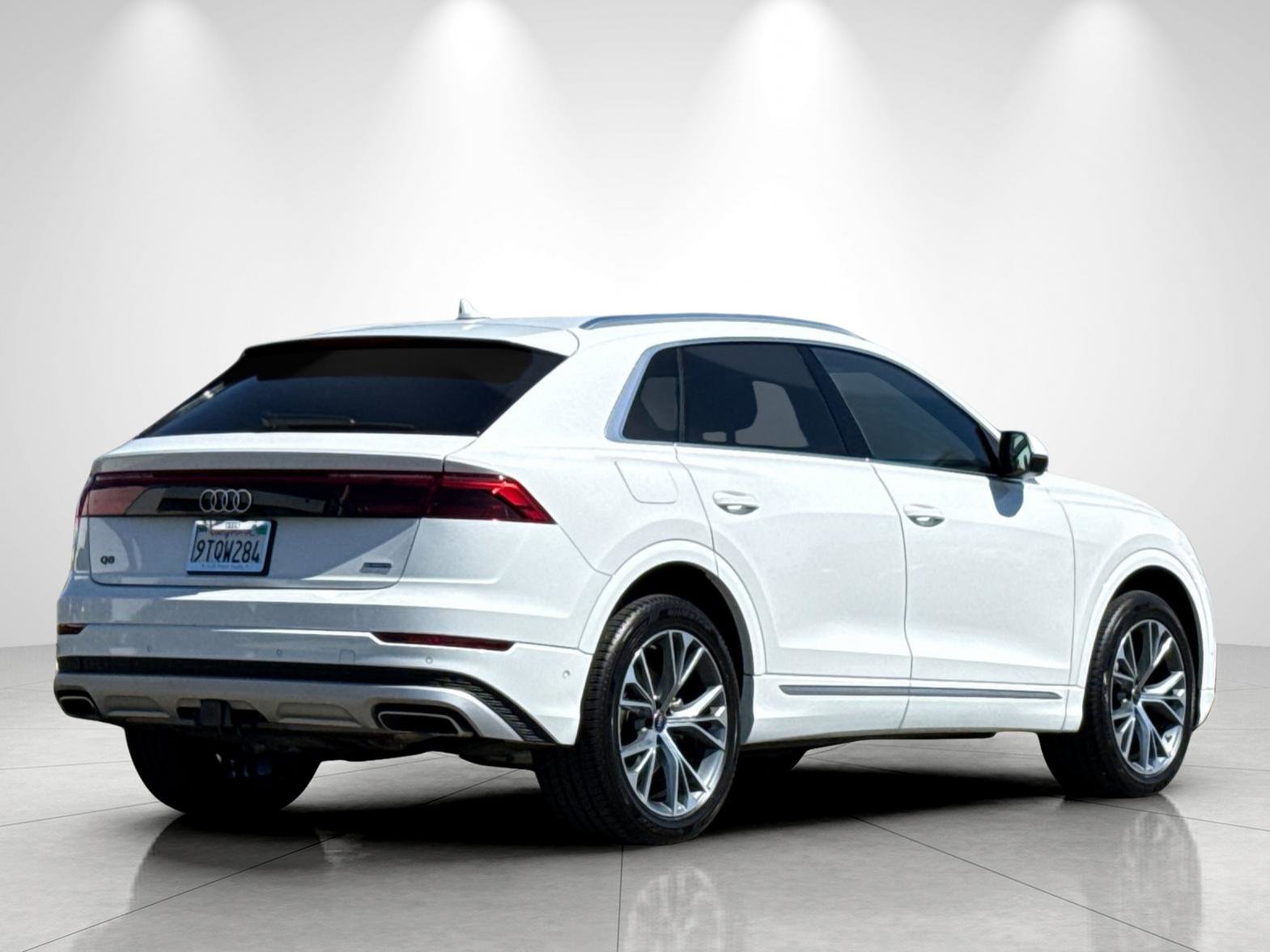 Used 2025 Carrara White Audi Premium Plus image 5