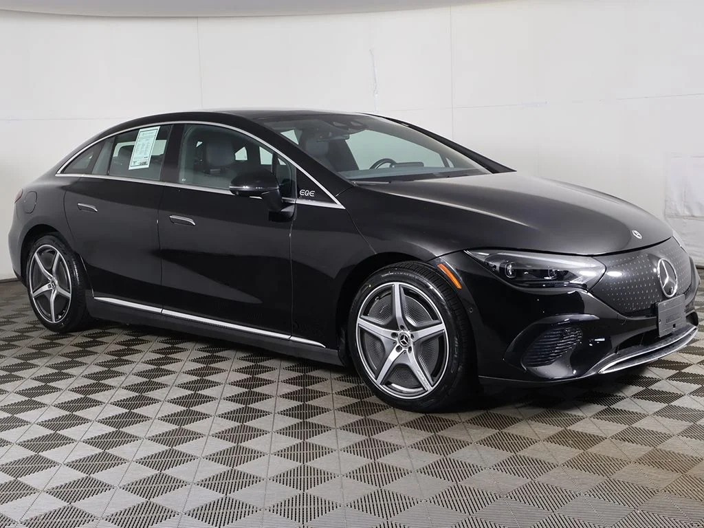Used 2023 Black Mercedes-Benz 500 Sedan image 47