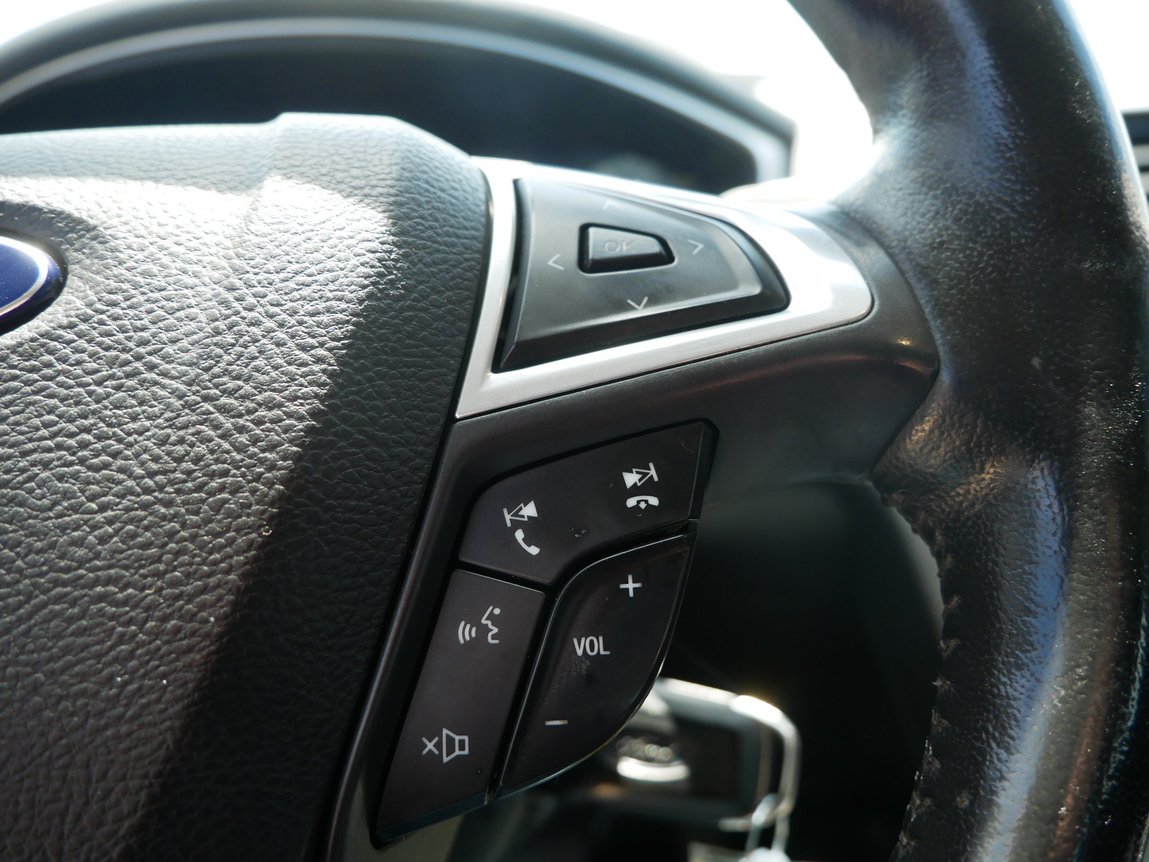 Used 2014 White Ford SE image 21