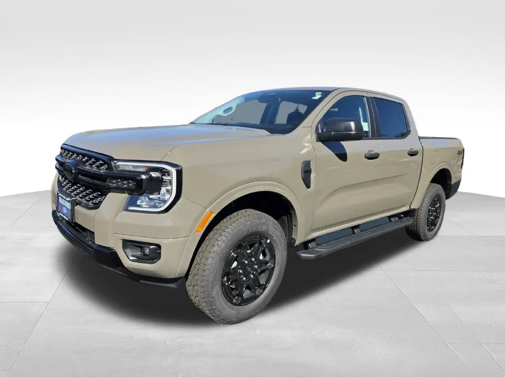 New 2026 Marsh Gray Ford XLT image 2