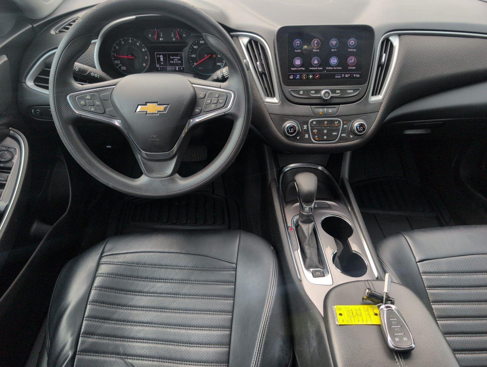 Used 2022 Summit White Chevrolet LT image 33