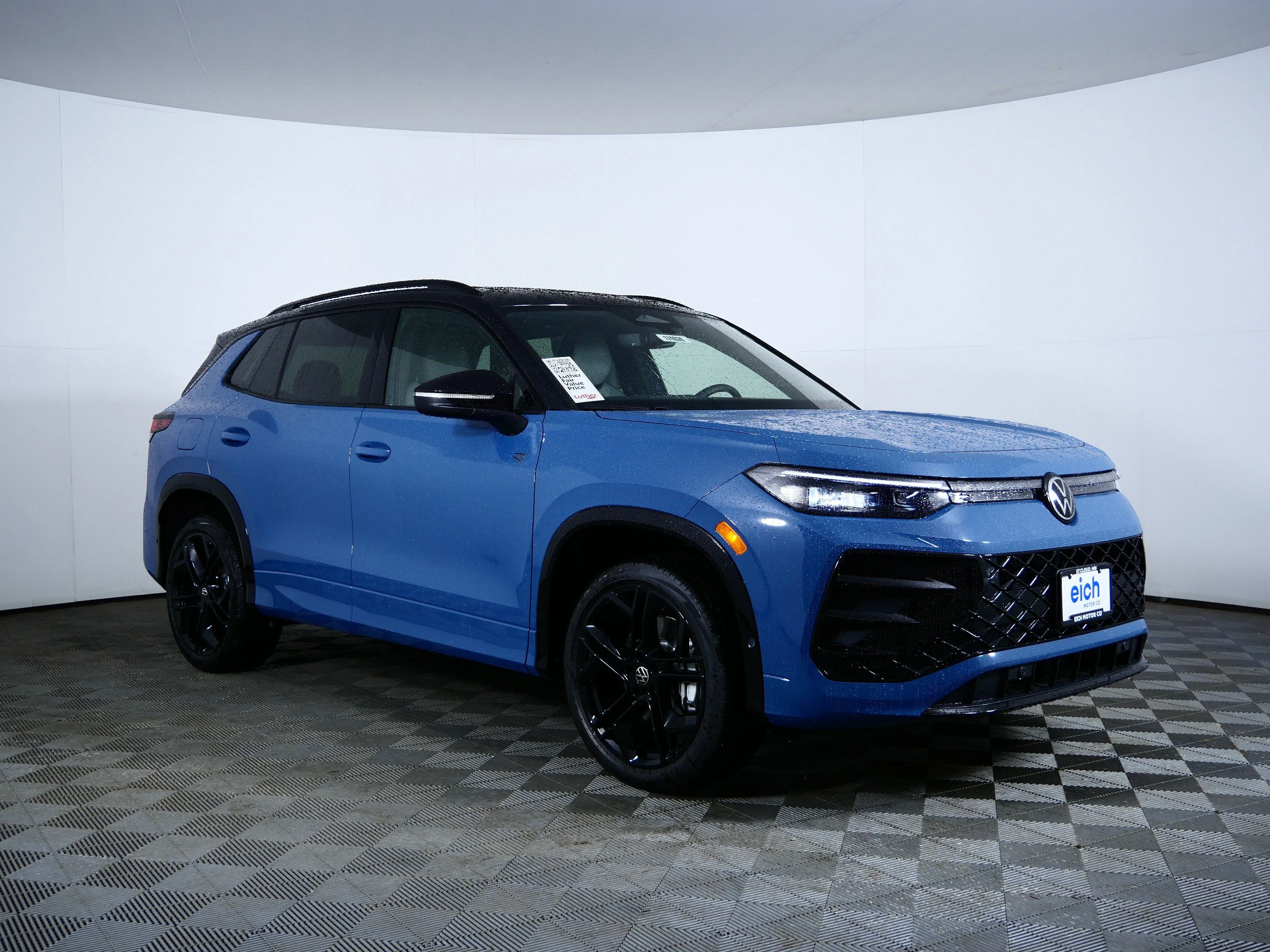 New 2026 Monterey Blue w/Deep Black Roof Volkswagen SE R-Line Black image 1
