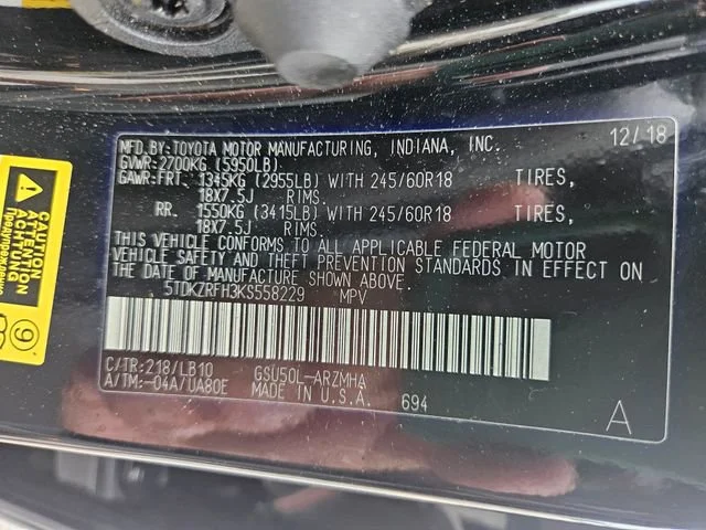 Used 2019  Toyota SE image 31