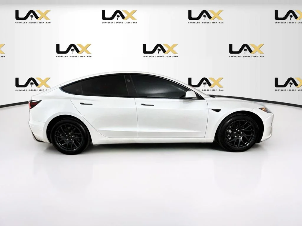 Used 2025 White Tesla Long Range image 8