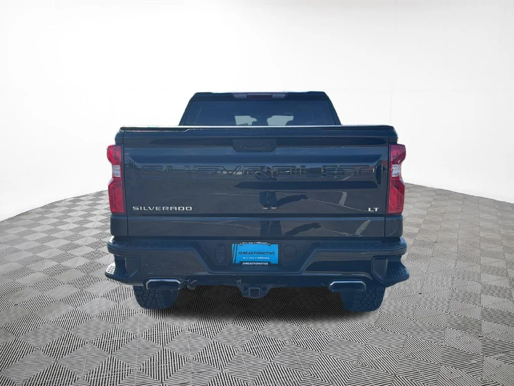Used 2022 BLACK Chevrolet LT Trail Boss image 11