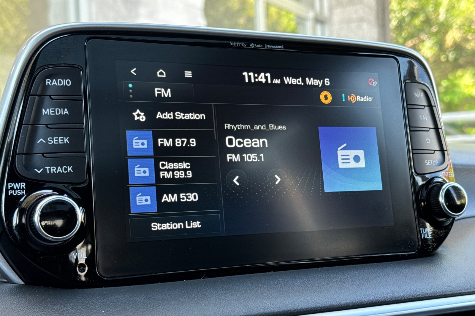 Used 2020 Silver Hyundai Ultimate image 18