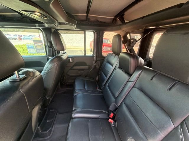 Used 2023 Gray Jeep Sahara image 22