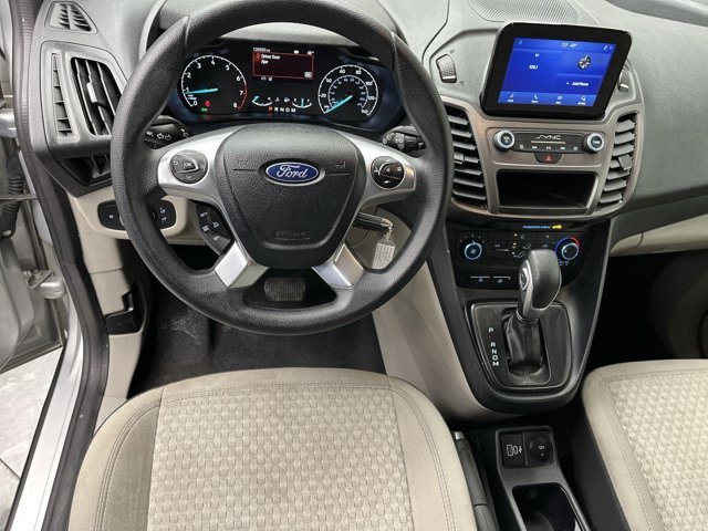 Used 2023 Silver Ford XLT image 4