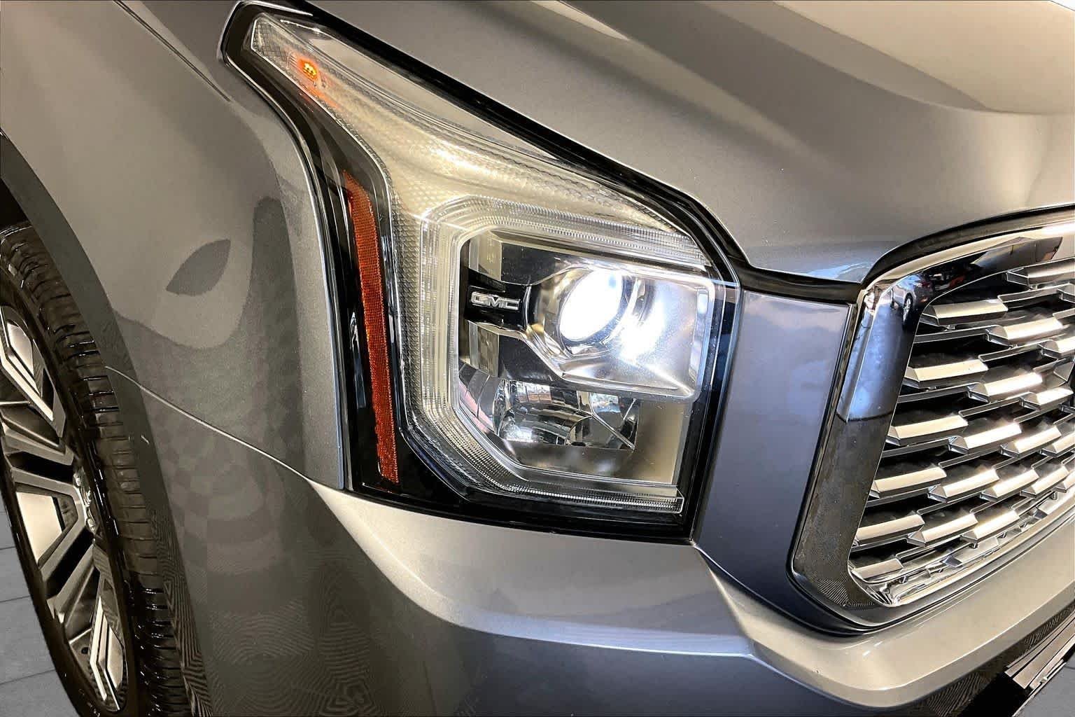 Used 2019 Satin Steel Metallic GMC Denali image 27