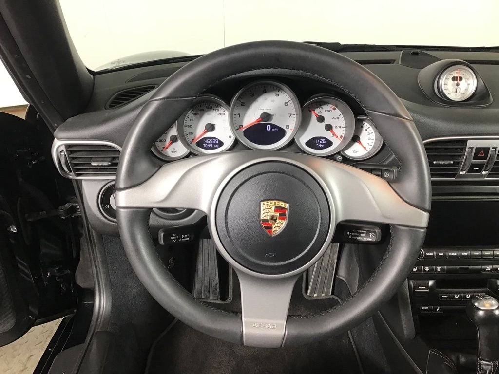 Used 2012  Porsche Carrera 4S image 14