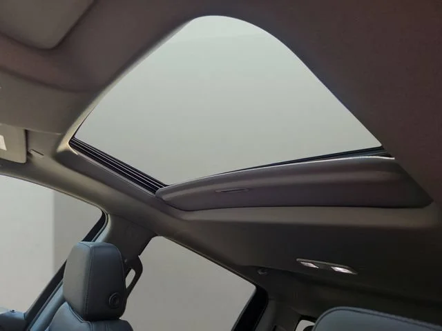 2026 GMC Sierra 1500 SLT - Photo 6