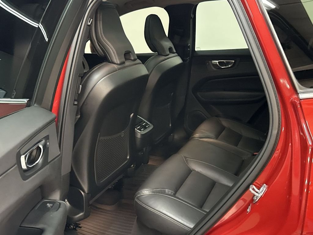 Used 2021 Fusion Red Metallic Volvo T5 Inscription image 14