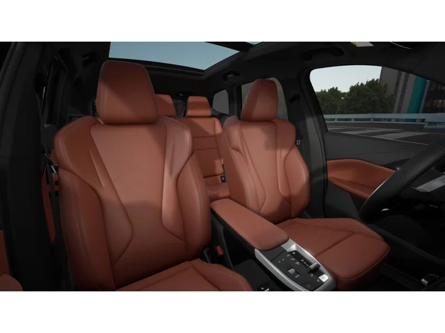 New 2027 Space Silver Metallic BMW  image 11