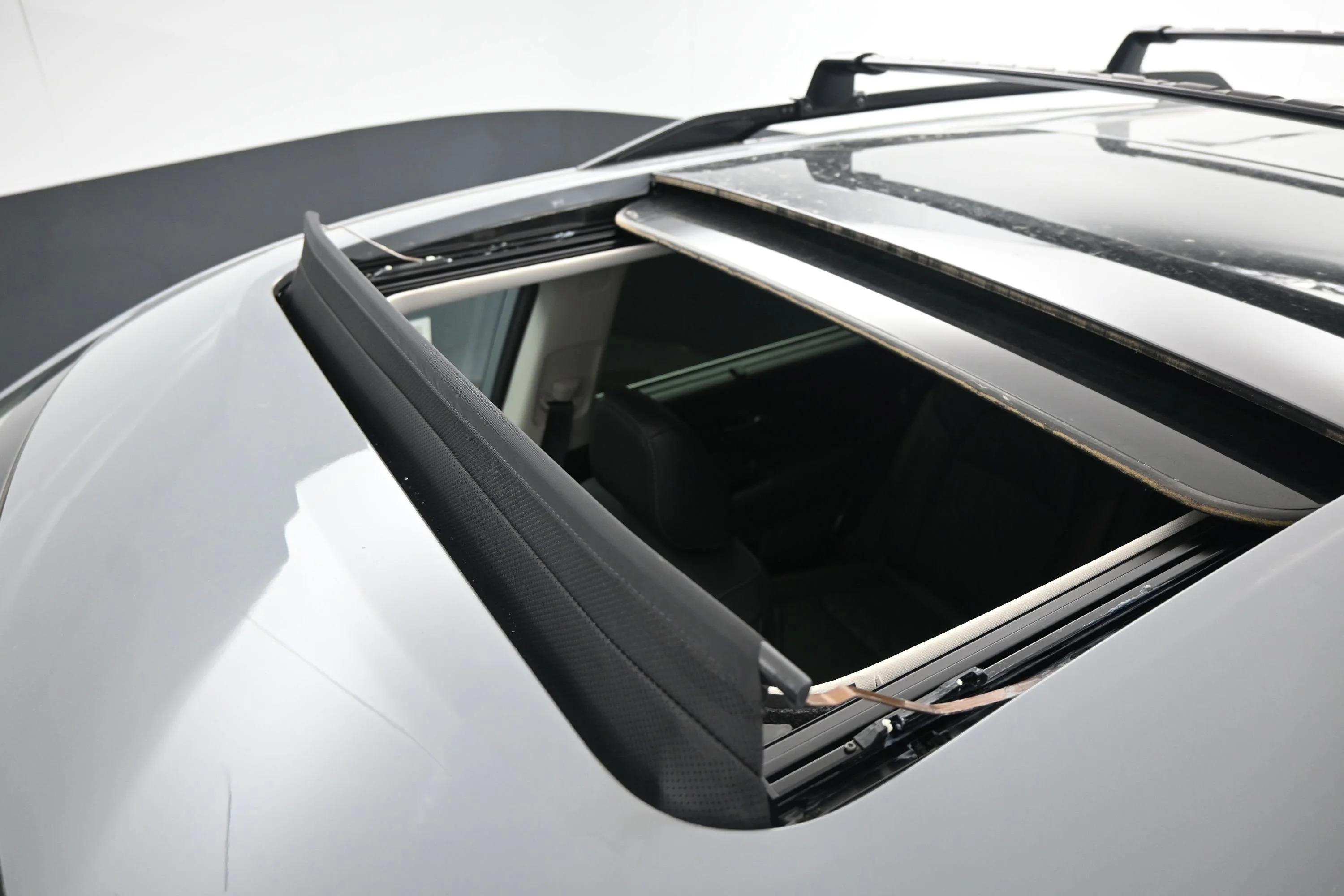 New 2026 Boulder Gray Pearl Nissan Platinum image 23