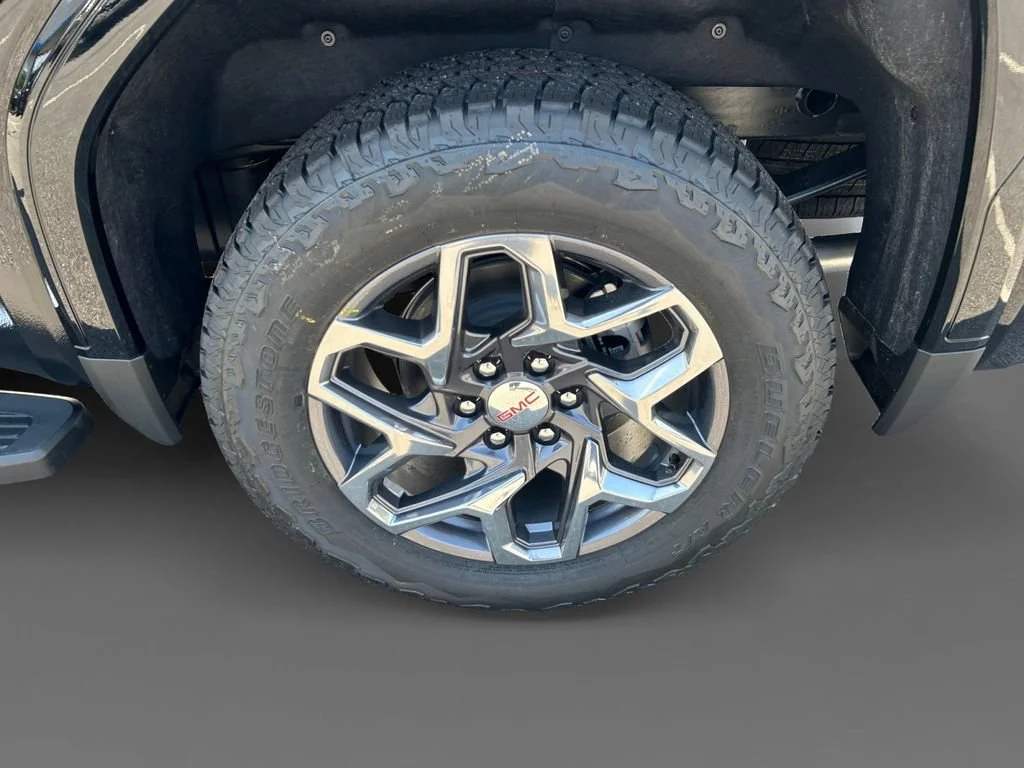 New 2026 Onyx Black GMC SLT image 8