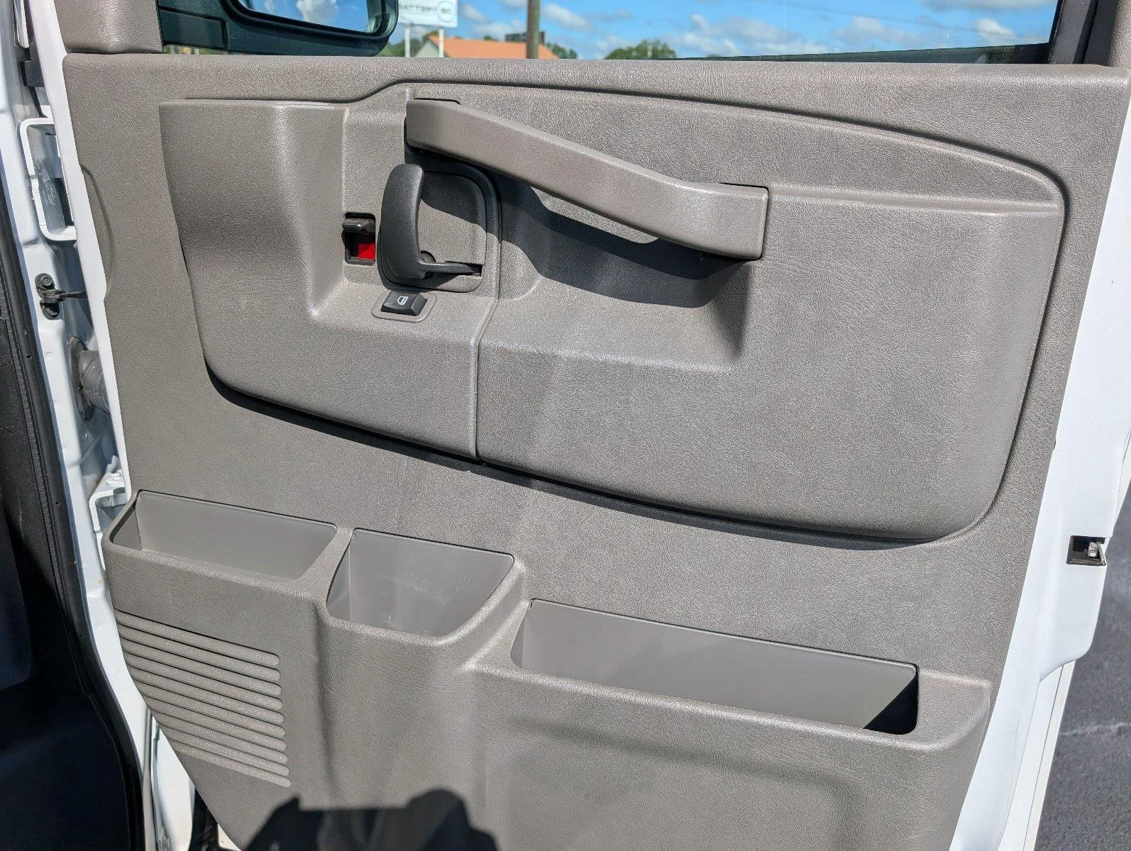 Used 2025 Summit White Chevrolet WT image 36