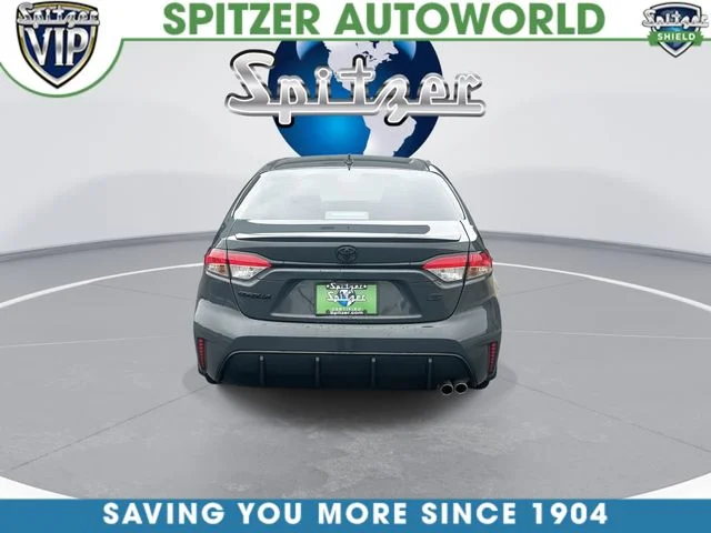 Used 2023  Toyota SE image 8