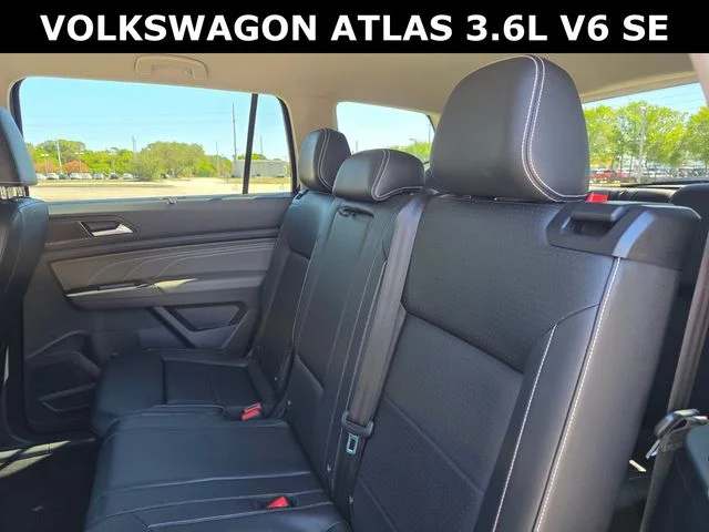 2023 Volkswagen Atlas SE w/Tech - Photo 19