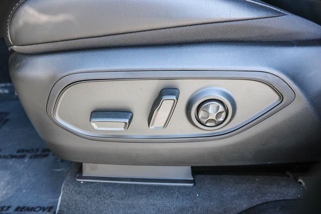 New 2026 Gray Metallic Jeep Altitude image 21