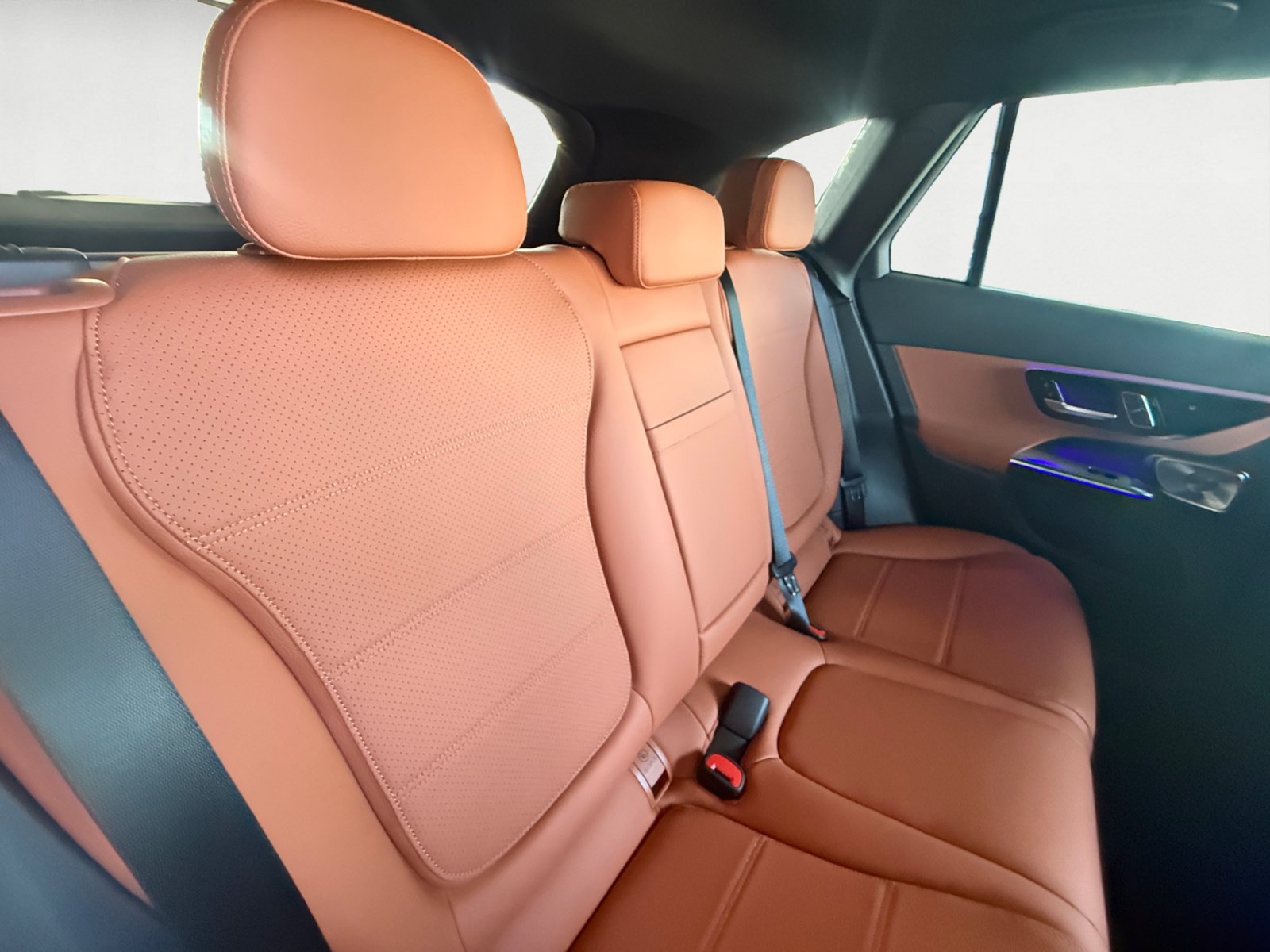 New 2027 Cirrus Silver Metallic Mercedes-Benz GLC 300 image 18