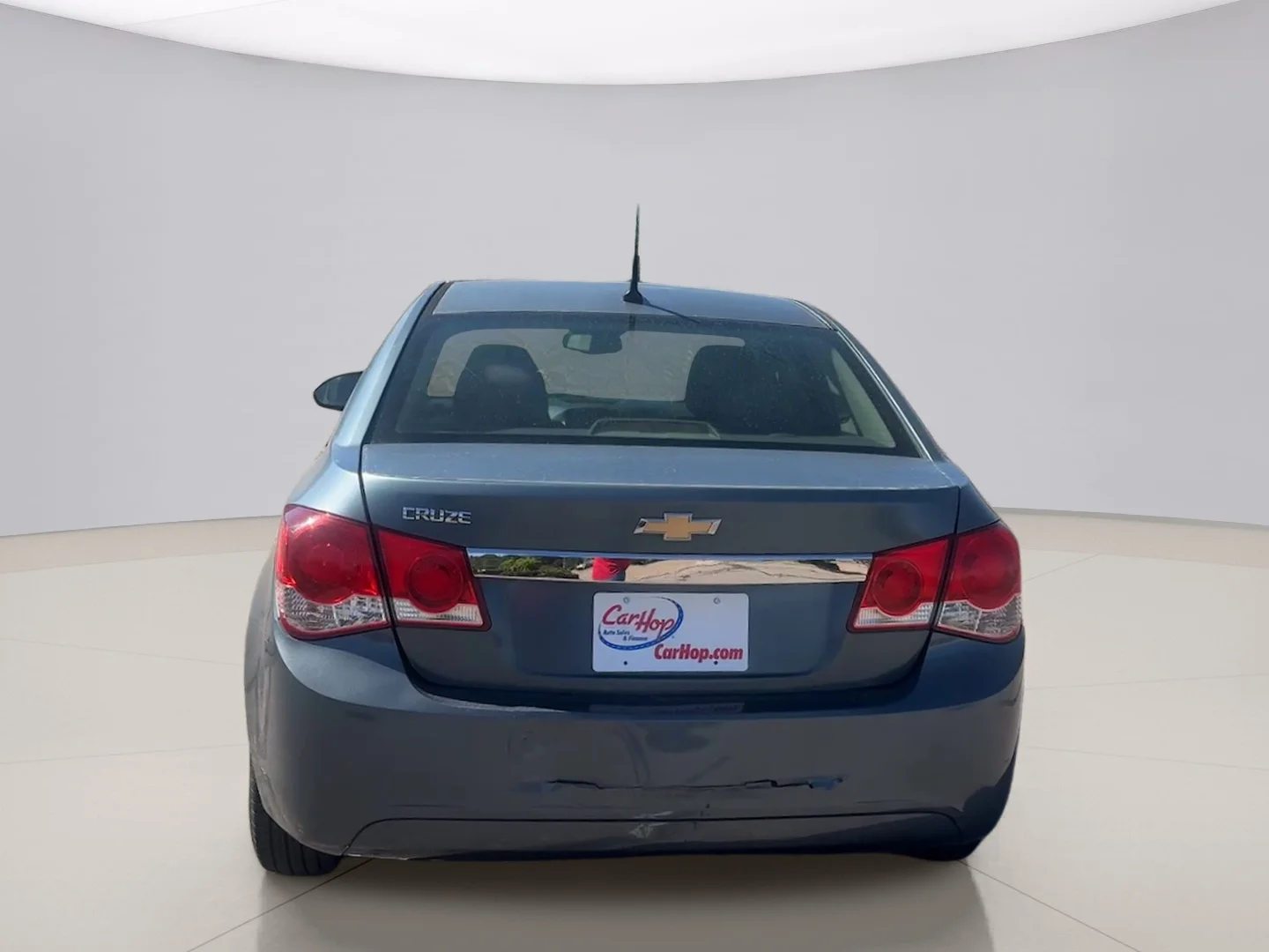 Used 2012 Blue Chevrolet 2LS image 4
