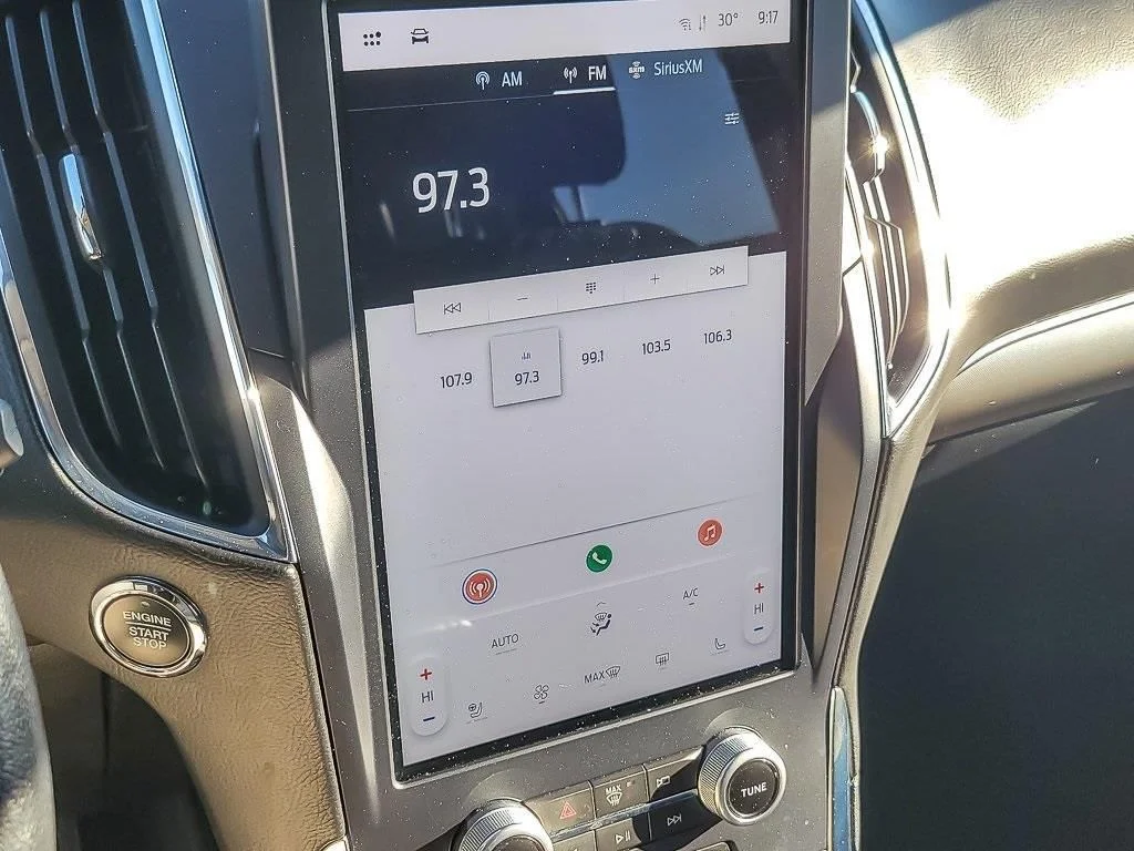 2023 Ford Edge Titanium - Photo 17