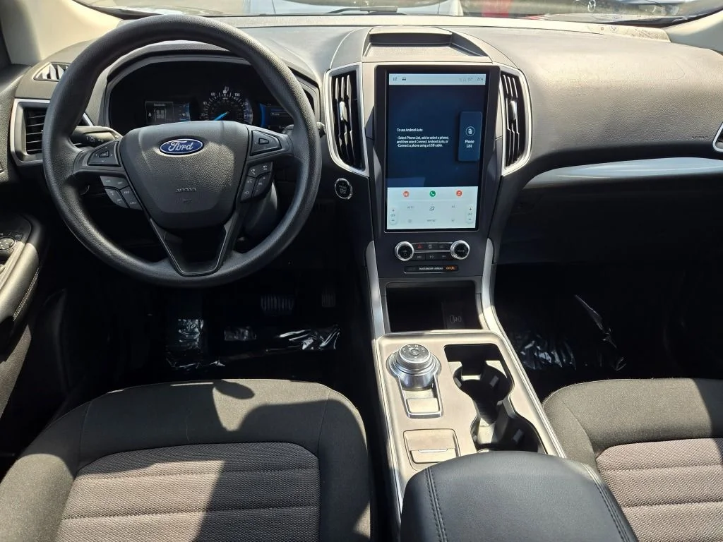 Used 2022 Gray Ford SE image 16