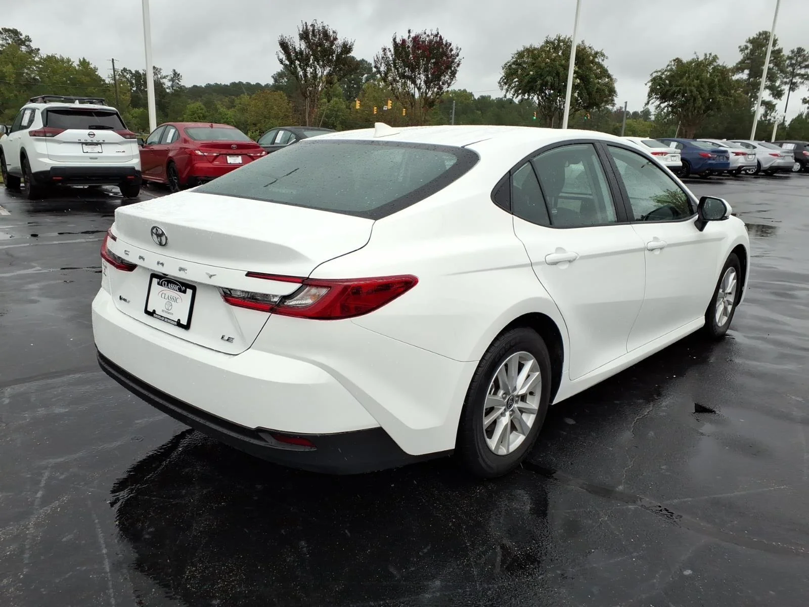Used 2025  Toyota LE image 2