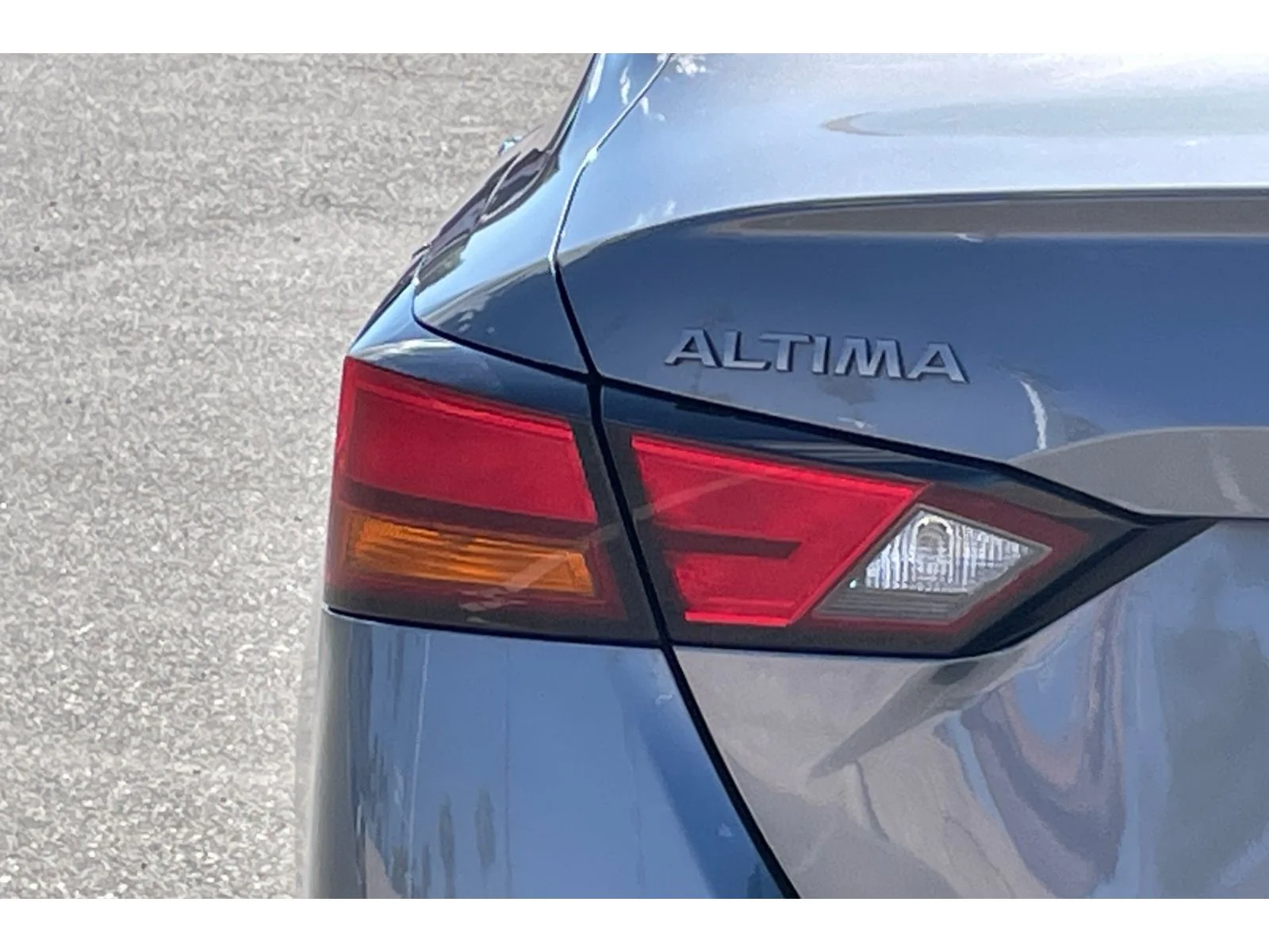 Used 2024 Gun Metallic Nissan 2.5 SV image 40