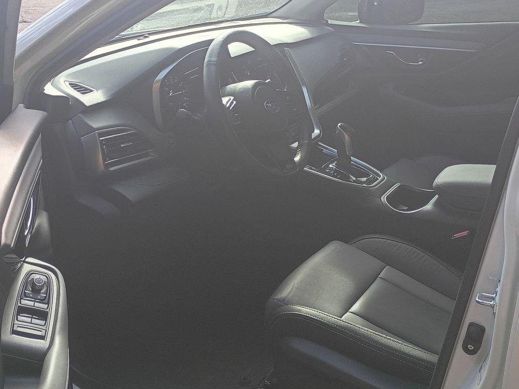 Used 2025 Crystal White Pearl Subaru Onyx Edition XT image 19