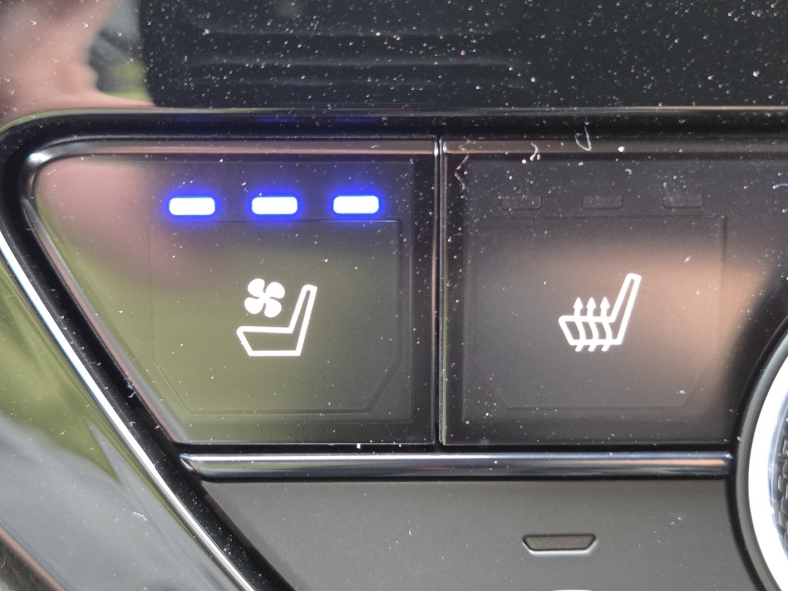 New 2026 Urban Gray Pearl Honda Touring image 5