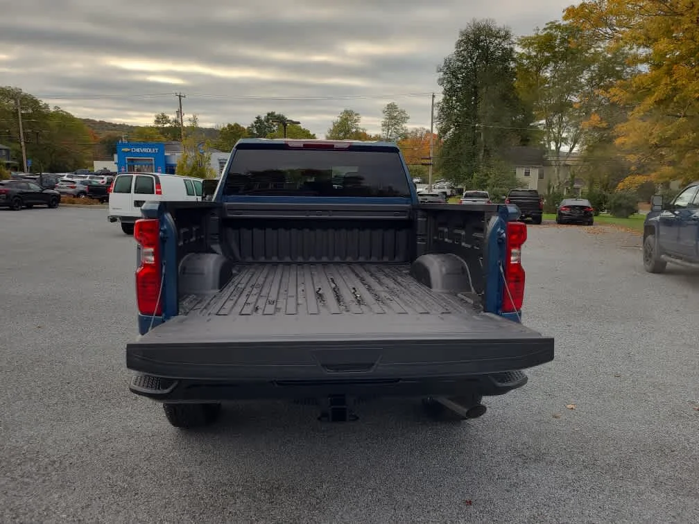 2026 Chevrolet Silverado 2500 HD Custom - Photo 6