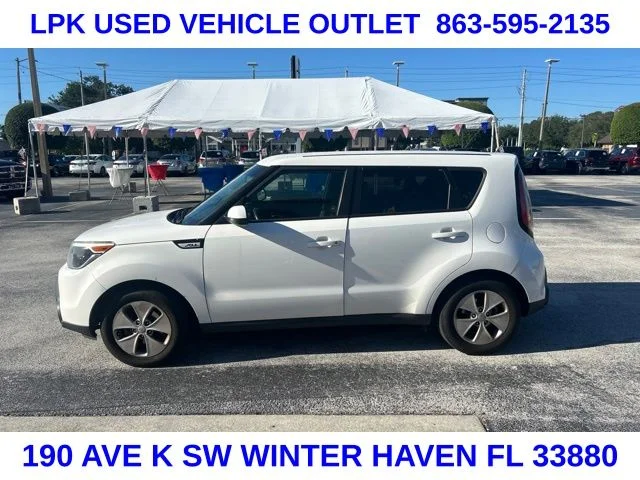 Used 2016 White Kia Base image 3