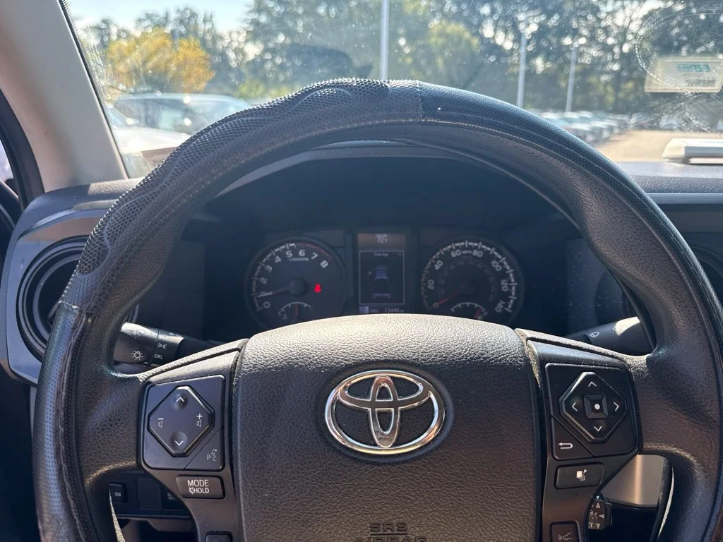 Used 2018 Black Toyota SR image 9