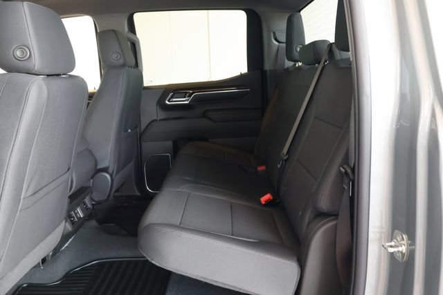 2026 GMC Sierra 1500 SLE - Photo 17