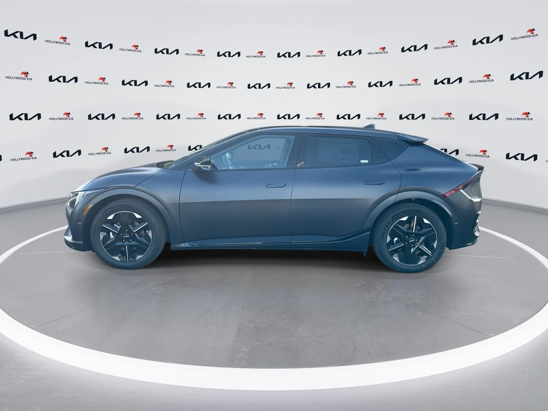 New 2026 Panthera Metal Matte Kia GT-LINE image 5