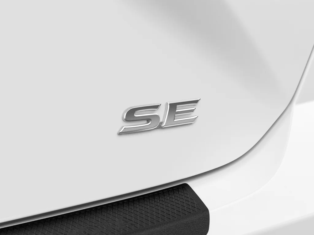 Used 2025 White Toyota SE image 36