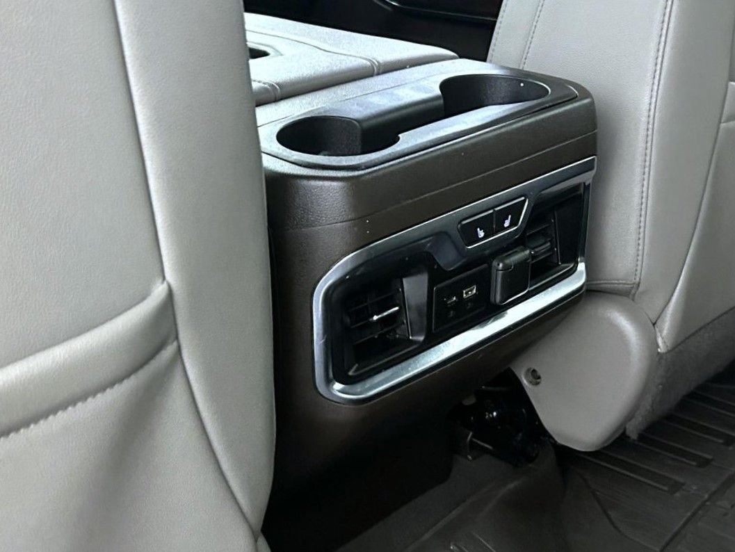 Used 2021 White GMC SLT image 21