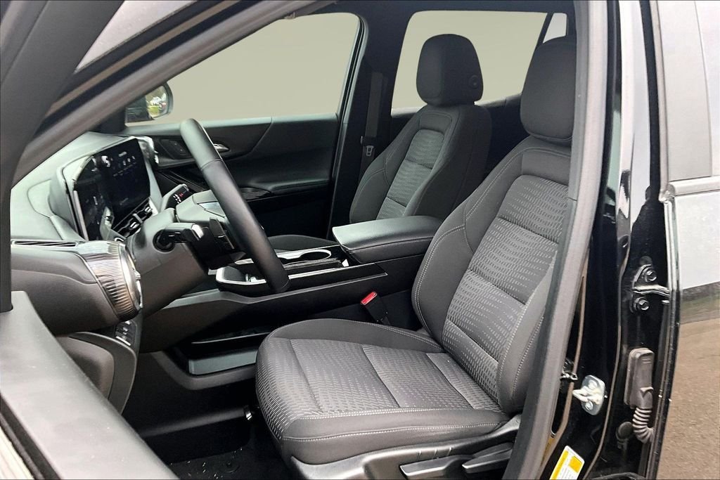 Used 2025 Black Chevrolet LT image 24