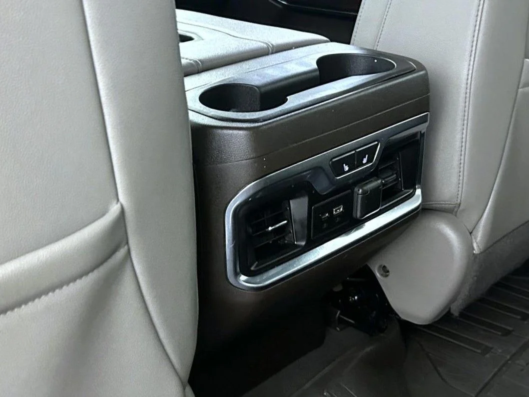Used 2021 White GMC SLT image 21